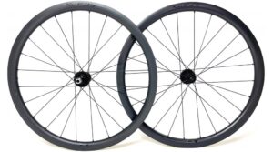 Miche Kleos RD 36 Carbon 28 Laufradsatz Shimano HG-Freilauf