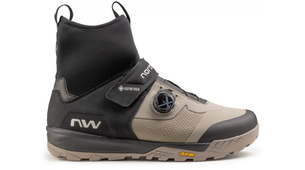 Northwave Kingrock Plus GTX Schuhe Gr. 44.0 black/sand 1 Northwave Kingrock Plus GTX Schuhe Gr. 44.0 black/sand